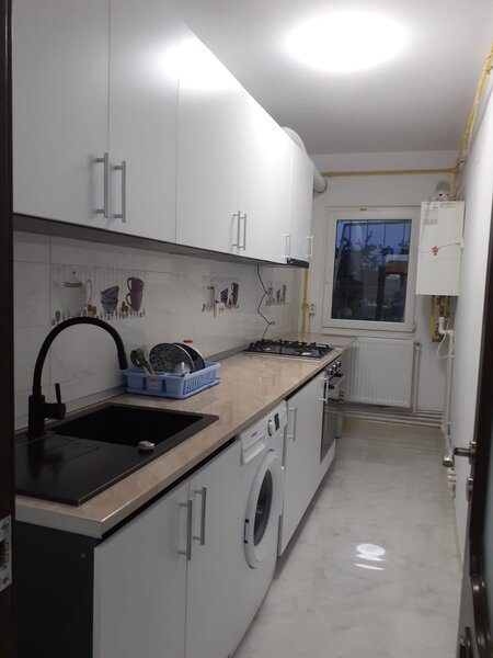 Lujerului, 4 min metrou, proprietar, centrala, Parcul Liniei, renovata